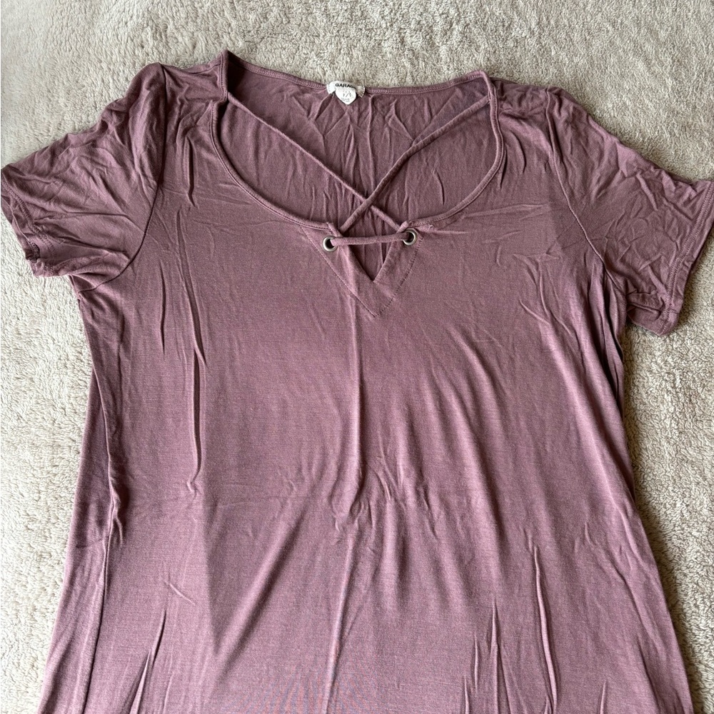 Garage t-shirt with criss cross detail